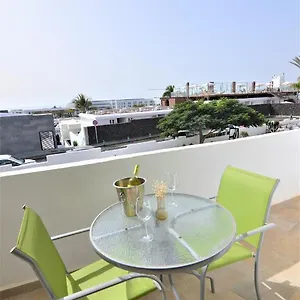 Martina , Puerto del Carmen (Lanzarote) España